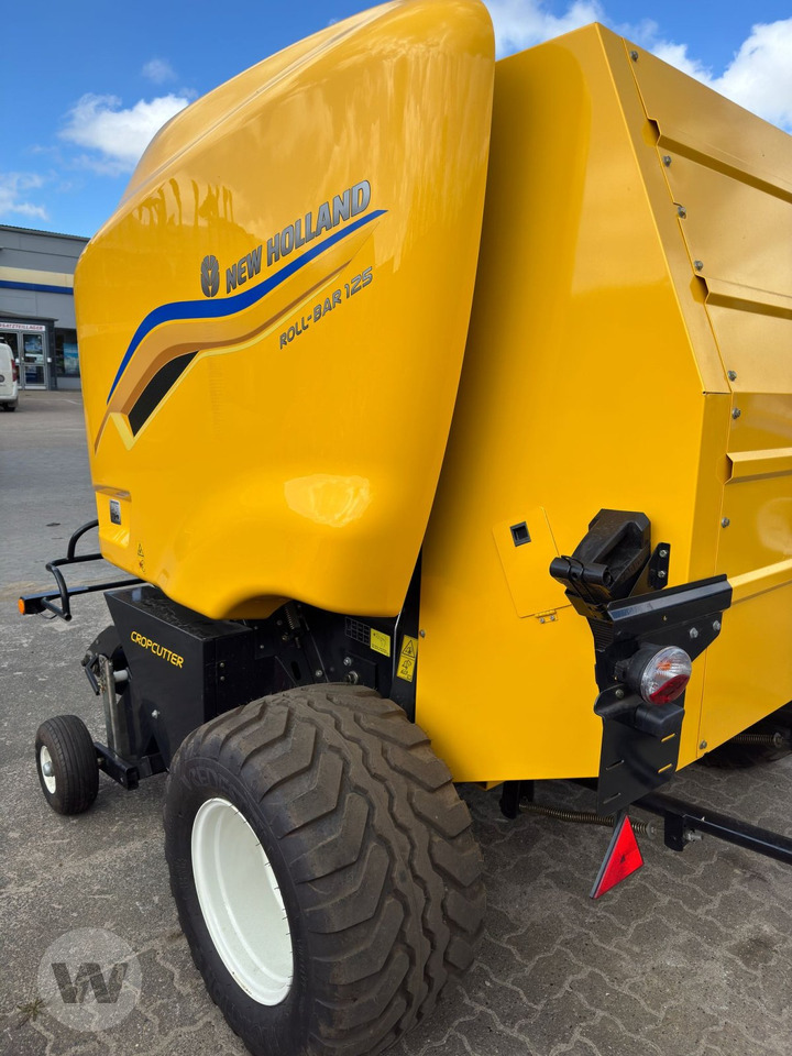 New Holland RB 125 RC - Presse à balles rondes: photos 1 New Holland RB 125 RC - Presse à balles rondes: photos 1