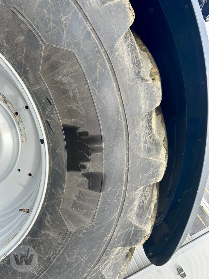 New Holland T 7.315 - Tracteur agricole: photos 5 New Holland T 7.315 - Tracteur agricole: photos 5