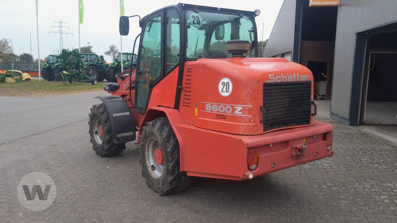 Schäffer 8600 Z - Valet de ferme: photos 4 Schäffer 8600 Z - Valet de ferme: photos 4