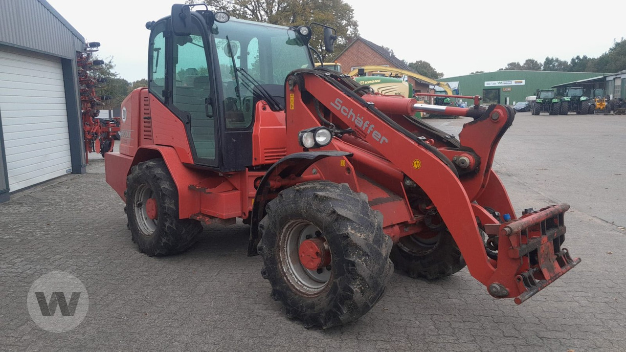 Schäffer 8600 Z - Valet de ferme: photos 1 Schäffer 8600 Z - Valet de ferme: photos 1