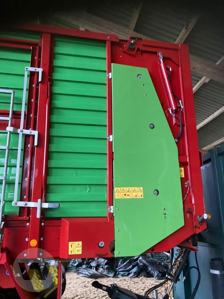 Autochargeuse Strautmann TERRA-VIETESSE 4201 DO: photos 21 Autochargeuse Strautmann TERRA-VIETESSE 4201 DO: photos 21