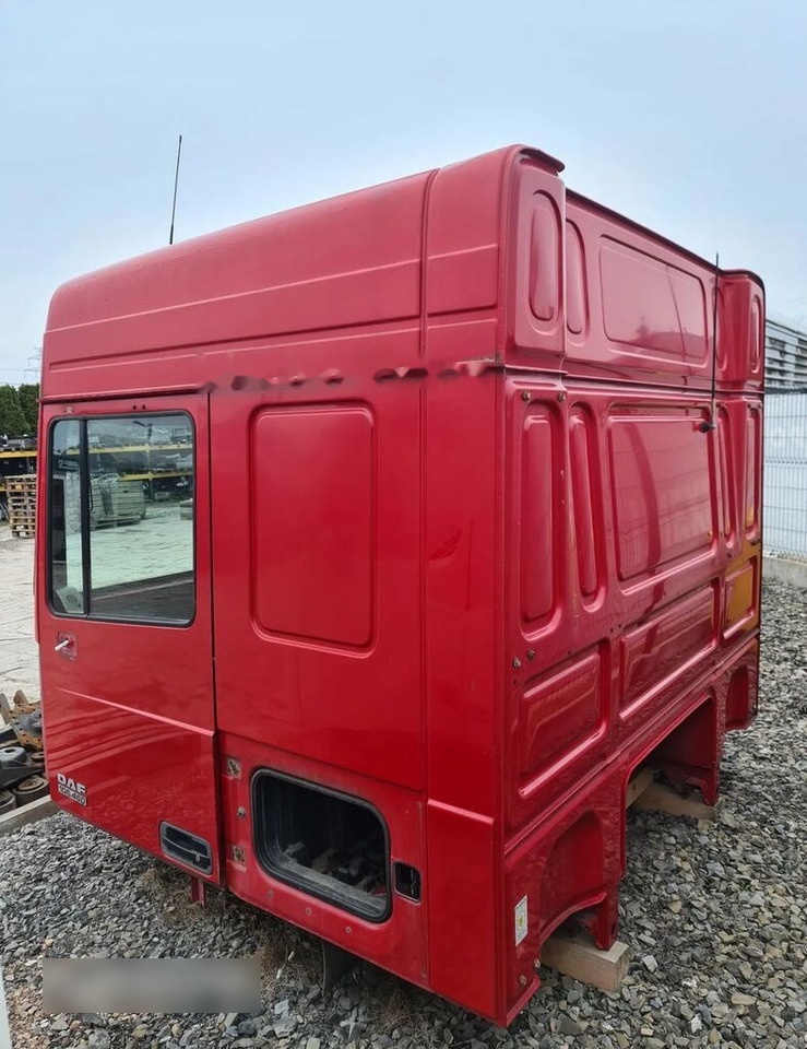 DAF szkielet DAF XF 105 truck - Cabine pour Camion: photos 4 DAF szkielet DAF XF 105 truck - Cabine pour Camion: photos 4