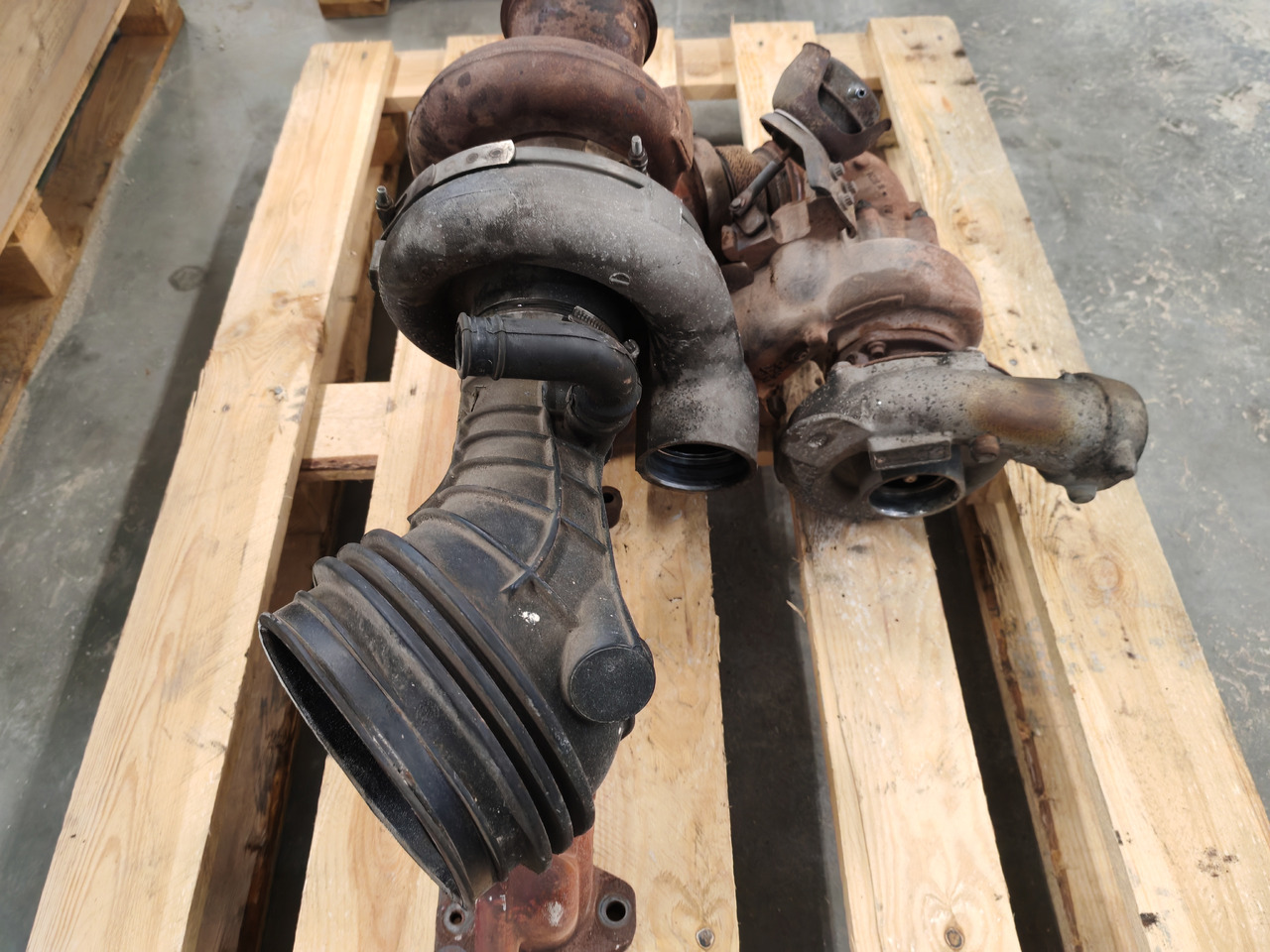 MAN TGS TGX EURO 6 / D2676LF / TURBOCHARGER DUAL SET/ 51091017292 - Turbocompresseur: photos 4 MAN TGS TGX EURO 6 / D2676LF / TURBOCHARGER DUAL SET/ 51091017292 - Turbocompresseur: photos 4