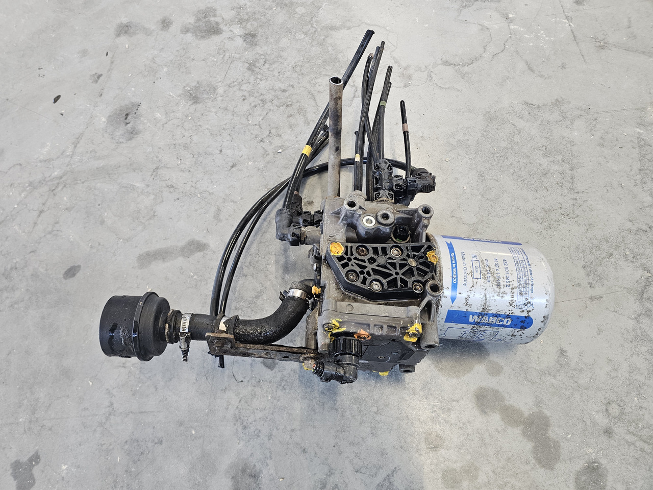 RENAULT AIR DRYIER APM / K087802 / EL1100 - Valve de frein: photos 4 RENAULT AIR DRYIER APM / K087802 / EL1100 - Valve de frein: photos 4