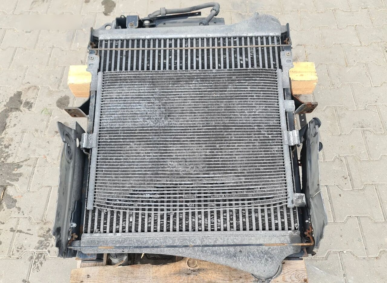Volvo FL - Radiateur pour Camion: photos 2 Volvo FL - Radiateur pour Camion: photos 2