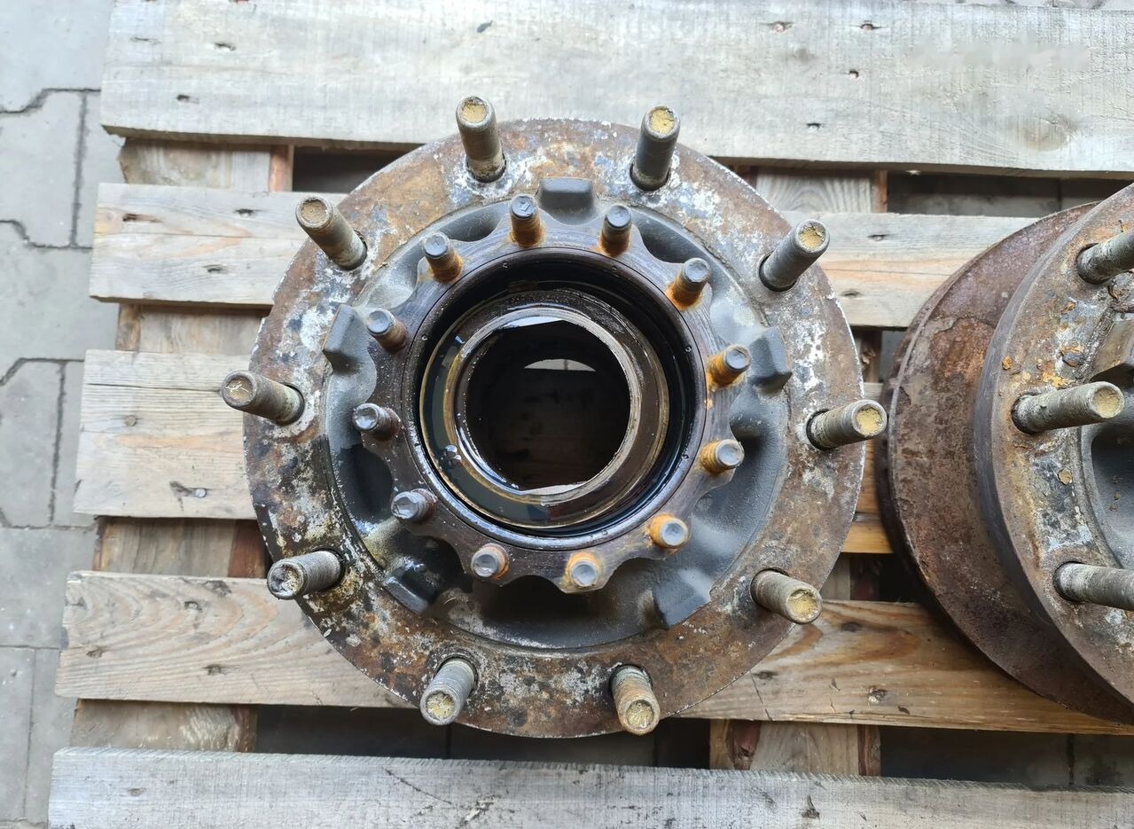 Volvo Piasta tył tylna mała tarcza VOLVO FH FM FH4 RENAULT PREMIUM MAG Volvo VOLVO FH 12 13 FM FH4 RENAULT PREMIUM MAGNUM DXI RANGE T truck - Moyeu pour Camion: photos 3 Volvo Piasta tył tylna mała tarcza VOLVO FH FM FH4 RENAULT PREMIUM MAG Volvo VOLVO FH 12 13 FM FH4 RENAULT PREMIUM MAGNUM DXI RANGE T truck - Moyeu pour Camion: photos 3