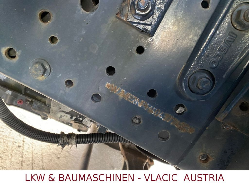 Iveco Stralis 360 Kran HIAB 166 4xHydr. Ladung 6,20m Iveco Stralis 360 Kran HIAB 166 4xHydr. Ladung 6,20m - Camion plateau, Camion grue: photos 3 Iveco Stralis 360 Kran HIAB 166 4xHydr. Ladung 6,20m Iveco Stralis 360 Kran HIAB 166 4xHydr. Ladung 6,20m - Camion plateau, Camion grue: photos 3