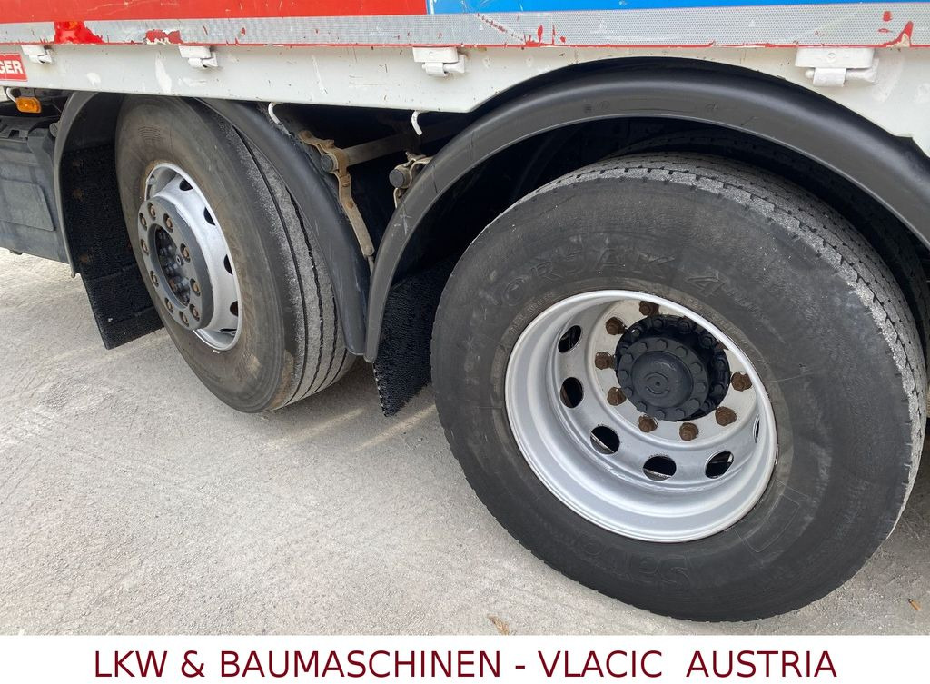 Camion plateau, Camion grue Iveco Stralis 420 eev Kran HIAB 166 Laderaum 6,35m: photos 16