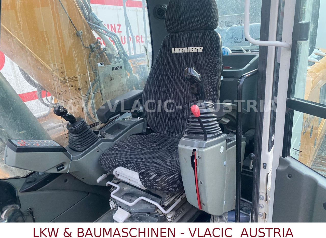 Liebherr R 924 LC - Pelle sur chenille: photos 2 Liebherr R 924 LC - Pelle sur chenille: photos 2