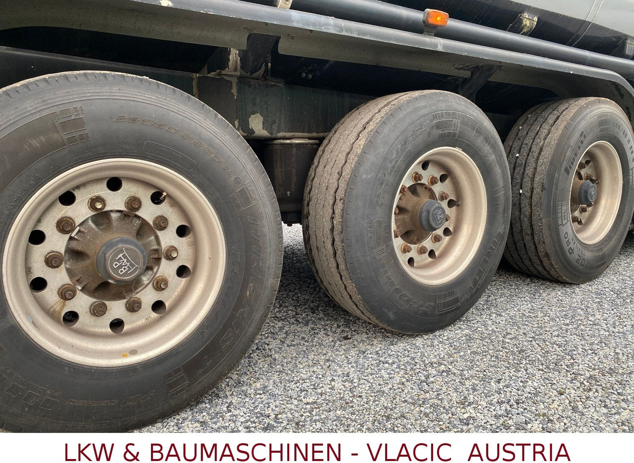 Semi-remorque citerne Schwarzmüller Tank für Öl transport: photos 11