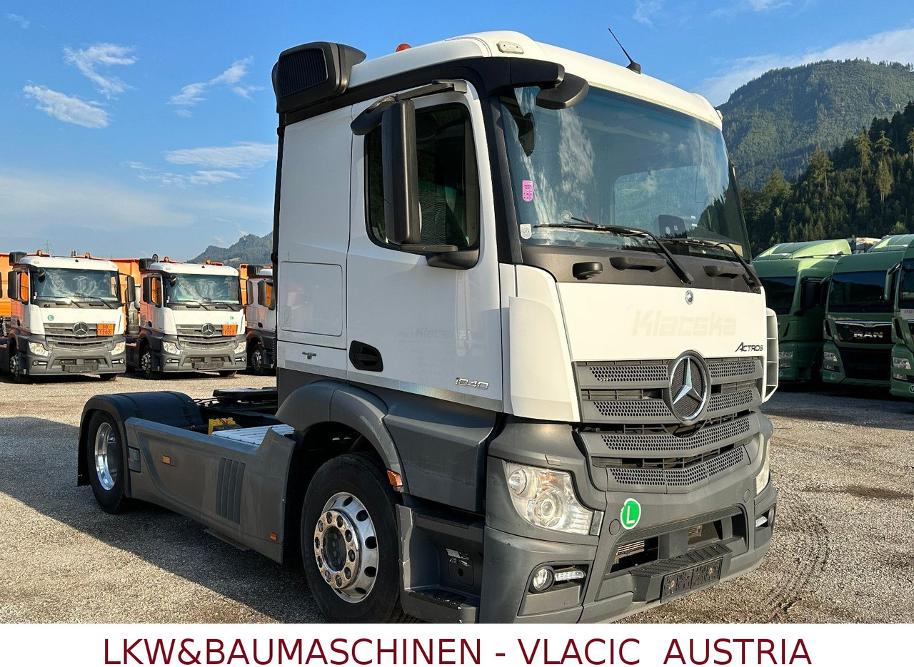 Mercedes-Benz Actros 1840 ADR ( 17 Stk. auf Lager 2017 jahr) - Tracteur routier: photos 2 Mercedes-Benz Actros 1840 ADR ( 17 Stk. auf Lager 2017 jahr) - Tracteur routier: photos 2