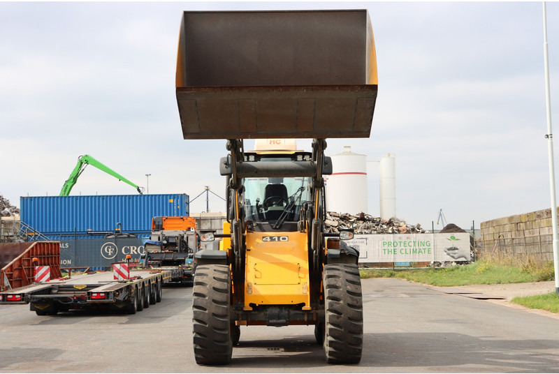 JCB 427 HT T4F - Chargeuse: photos 4 JCB 427 HT T4F - Chargeuse: photos 4