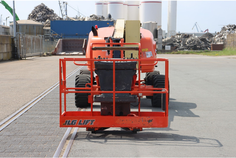 JLG 520AJ - Nacelle articulée: photos 3 JLG 520AJ - Nacelle articulée: photos 3
