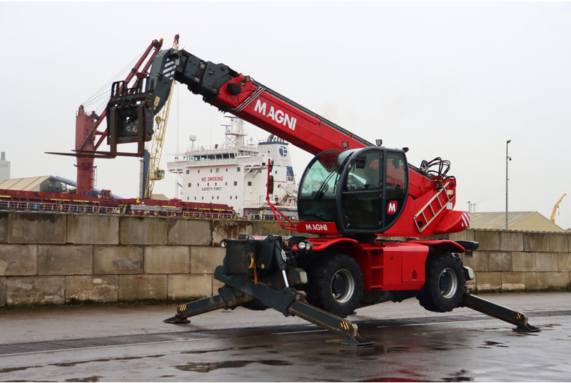 MAGNI RTH5.25S - Chariot télescopique: photos 4 MAGNI RTH5.25S - Chariot télescopique: photos 4