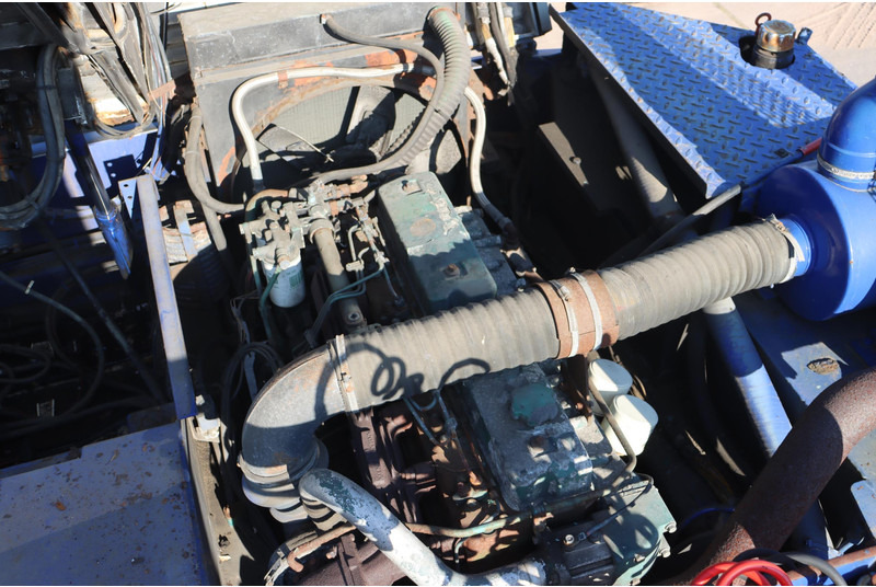 Tracteur portuaire Terberg TRT89: photos 12