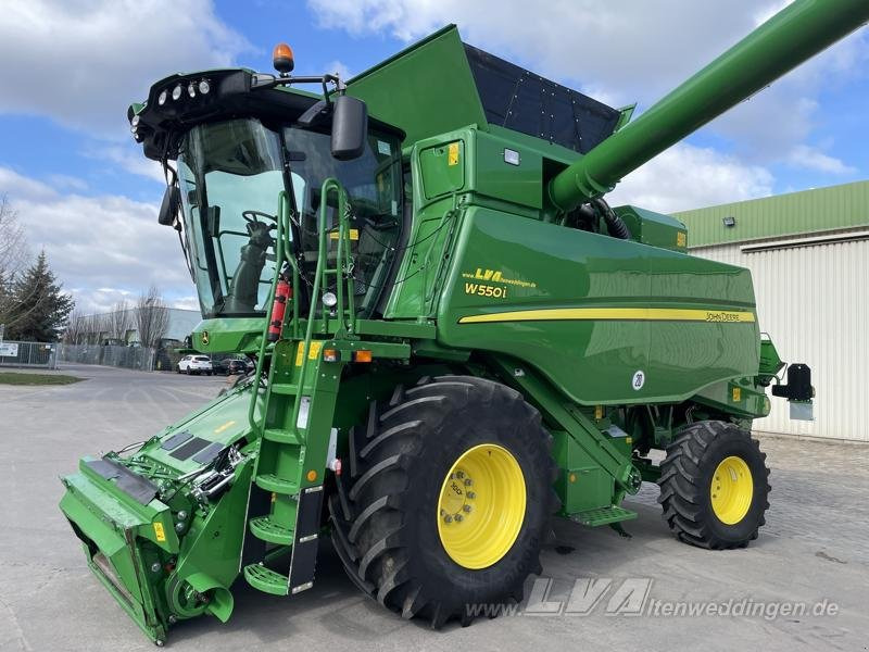 John Deere W550 - Moissonneuse-batteuse: photos 1 John Deere W550 - Moissonneuse-batteuse: photos 1