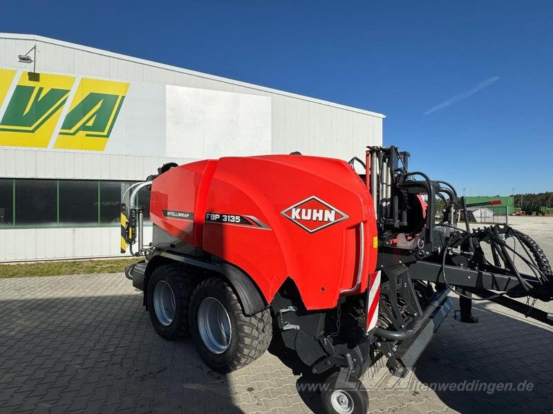 Kuhn FBP3135 - Presse à balles rondes: photos 2 Kuhn FBP3135 - Presse à balles rondes: photos 2