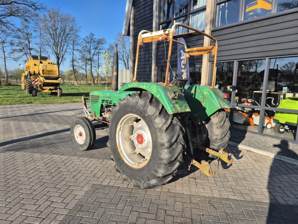 DEUTZ D5206 - Tracteur agricole: photos 3 DEUTZ D5206 - Tracteur agricole: photos 3