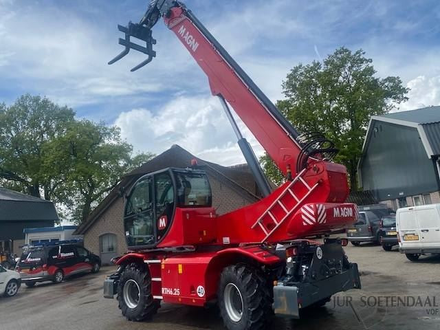 MAGNI RTH 6.30 SH - Chariot télescopique: photos 2 MAGNI RTH 6.30 SH - Chariot télescopique: photos 2