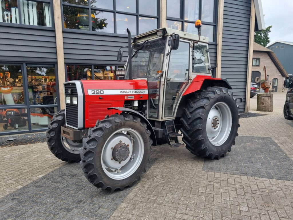 MASSEY FERGUSON 390 - Tracteur agricole: photos 2 MASSEY FERGUSON 390 - Tracteur agricole: photos 2