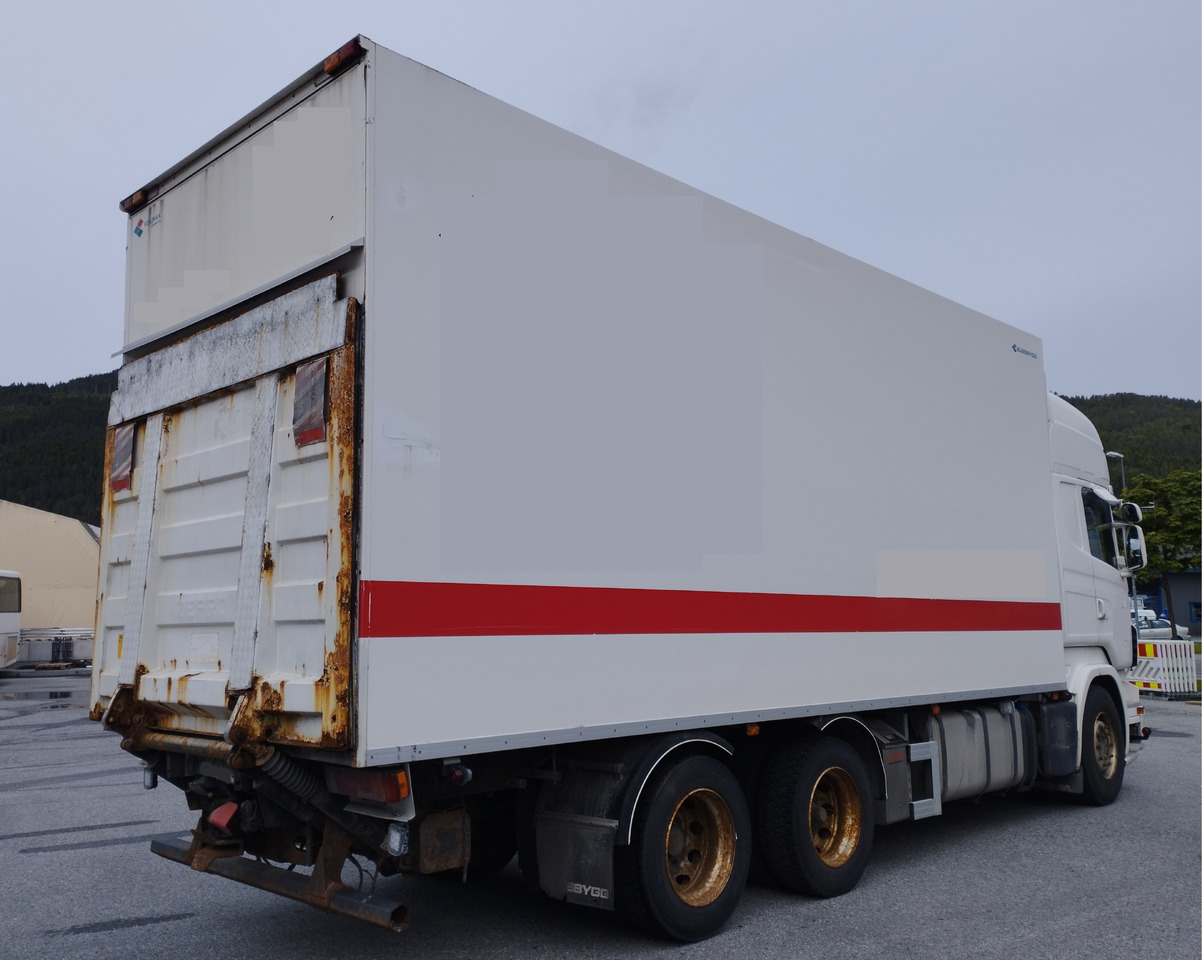 SCANIA R560 6x2,retarder,isolated box - Camion fourgon: photos 4 SCANIA R560 6x2,retarder,isolated box - Camion fourgon: photos 4