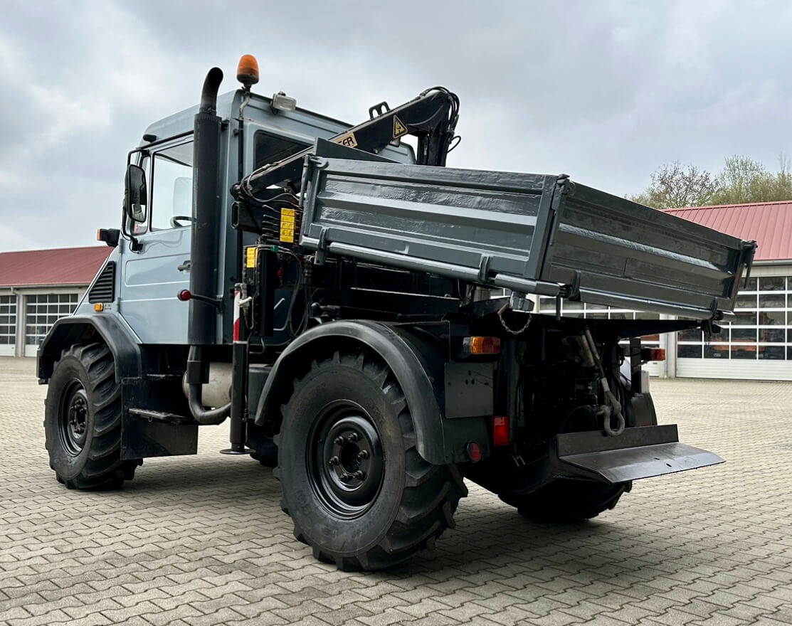 Unimog 130 - U130 418 74426 mit Kran und Winde Mer - Camion benne: photos 5 Unimog 130 - U130 418 74426 mit Kran und Winde Mer - Camion benne: photos 5