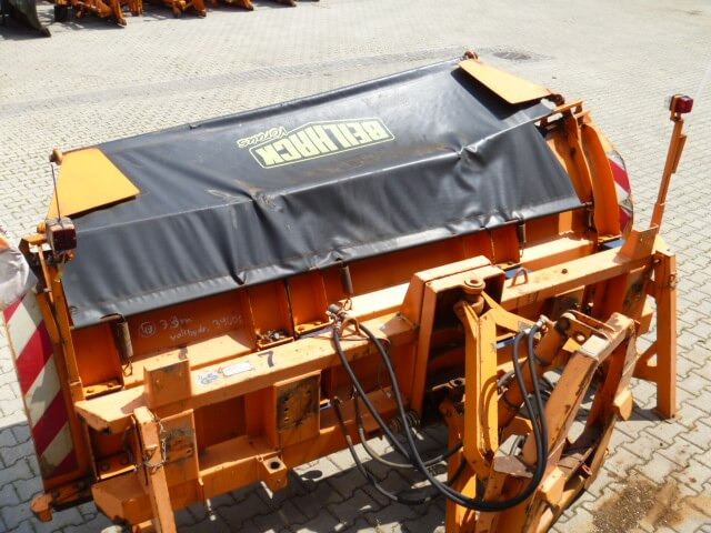Unimog Schneepflug - Schneeschild Beilhack PV28-3 - Lame à neige: photos 3 Unimog Schneepflug - Schneeschild Beilhack PV28-3 - Lame à neige: photos 3