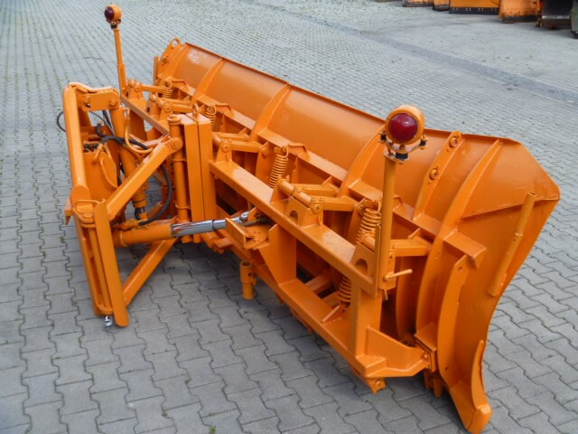 Unimog Schneepflug - Schneeschild Schmidt MF5.3 - Lame à neige: photos 4 Unimog Schneepflug - Schneeschild Schmidt MF5.3 - Lame à neige: photos 4