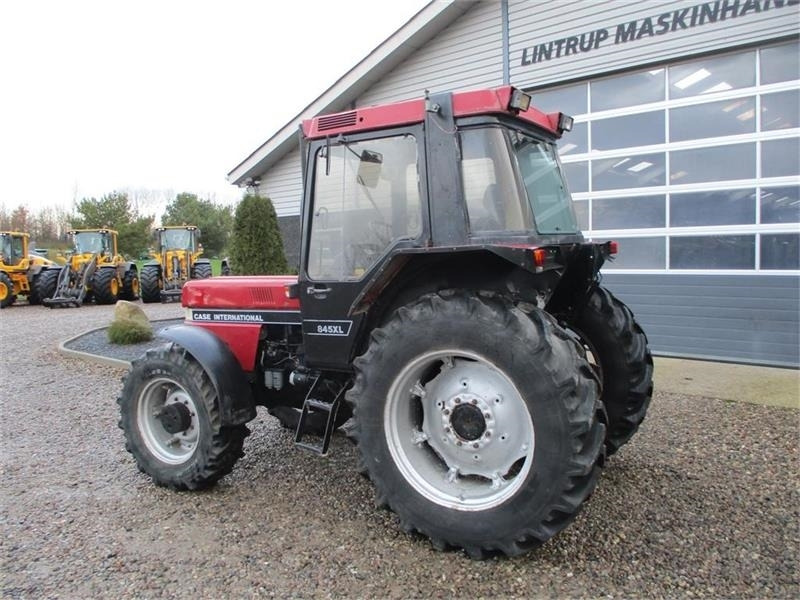 Case IH 845 XLA - Tracteur agricole: photos 3 Case IH 845 XLA - Tracteur agricole: photos 3