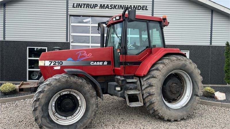 Case IH Magnum 7210 PRO PRO model, og en ejers traktor fra - Tracteur agricole: photos 1 Case IH Magnum 7210 PRO PRO model, og en ejers traktor fra - Tracteur agricole: photos 1