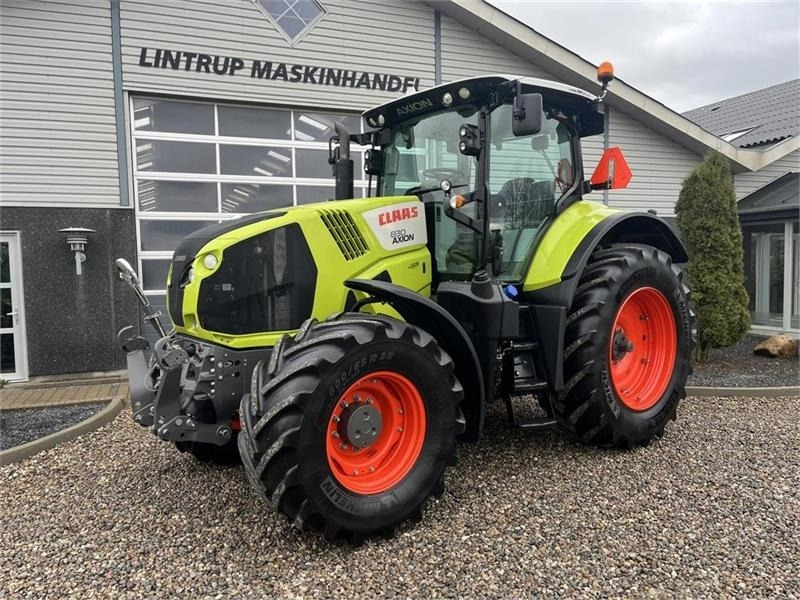 Claas Axion 830 med frontlift og front PTO - Tracteur agricole: photos 4 Claas Axion 830 med frontlift og front PTO - Tracteur agricole: photos 4