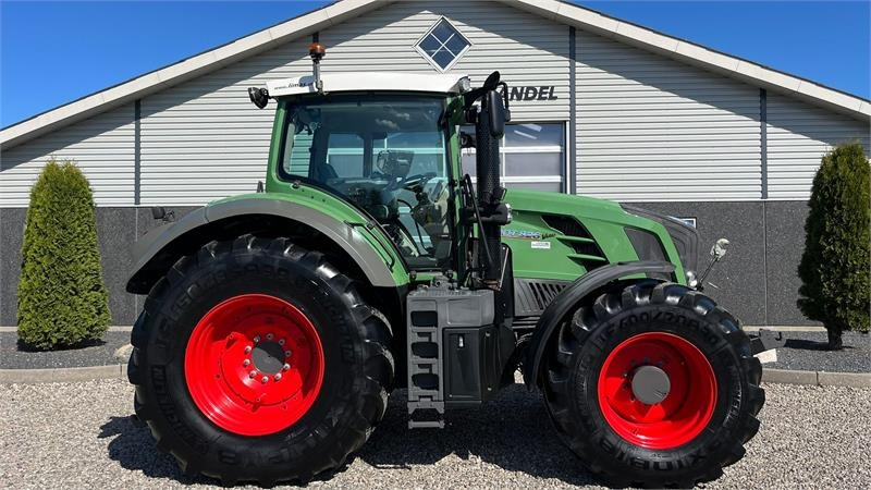 Fendt 826 Vario Pæn godt udstyret traktor.  — crédit-bail Fendt 826 Vario Pæn godt udstyret traktor.: photos 17