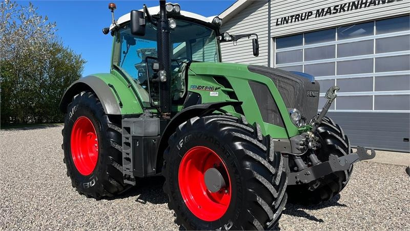 Fendt 826 Vario Pæn godt udstyret traktor.  — crédit-bail Fendt 826 Vario Pæn godt udstyret traktor.: photos 18