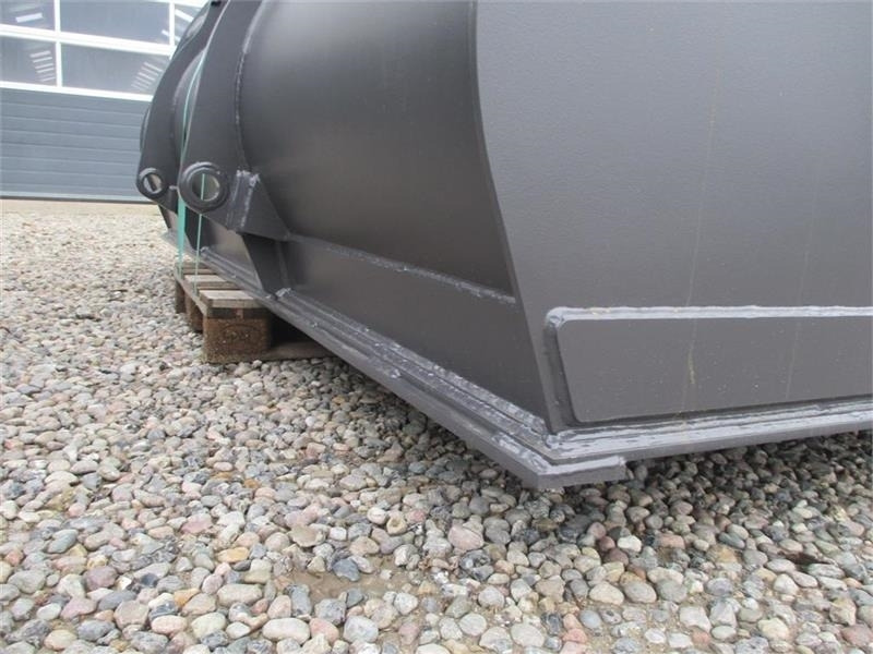 JST Skovl med volvoskifte 300 bred og tager 3.4m3. Den - Chargeuse sur pneus: photos 3 JST Skovl med volvoskifte 300 bred og tager 3.4m3. Den - Chargeuse sur pneus: photos 3