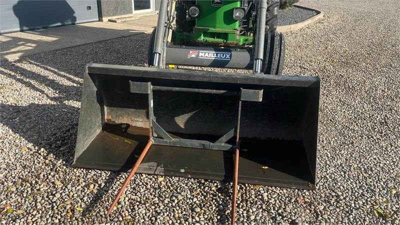 John Deere 2850 Med frontlæsser  - Tracteur agricole: photos 4 John Deere 2850 Med frontlæsser  - Tracteur agricole: photos 4