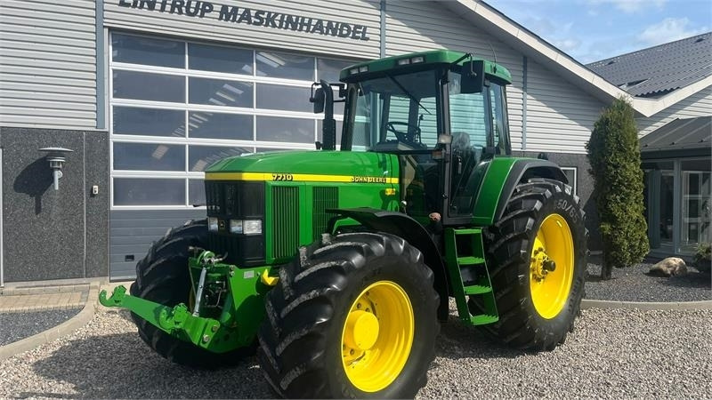 John Deere 7710 8.1L motor, store hjul og frontlift. En ejere - Tracteur agricole: photos 2 John Deere 7710 8.1L motor, store hjul og frontlift. En ejere - Tracteur agricole: photos 2
