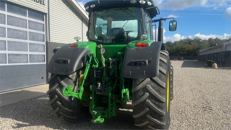 Tracteur agricole John Deere 8320R: photos 14