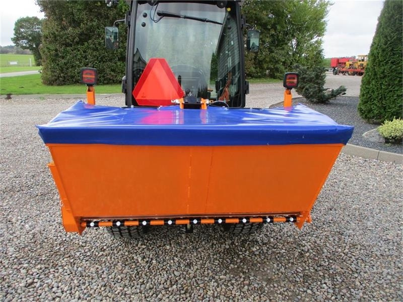 Limas SSP160 Selvlæssende og med lys - Epandeur de sable pour Véhicule de voirie/ Spécial: photos 5 Limas SSP160 Selvlæssende og med lys - Epandeur de sable pour Véhicule de voirie/ Spécial: photos 5