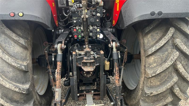 Massey Ferguson 6490 Dyna 6 med frontlift - Tracteur agricole: photos 5 Massey Ferguson 6490 Dyna 6 med frontlift - Tracteur agricole: photos 5