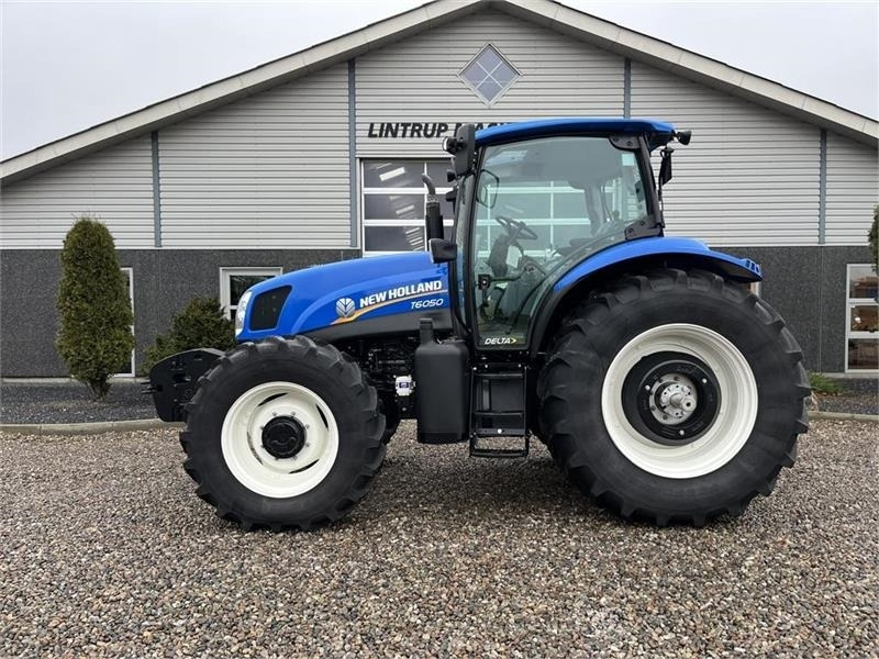 New Holland T6050 Delta - EXPORT - Tracteur agricole: photos 1 New Holland T6050 Delta - EXPORT - Tracteur agricole: photos 1