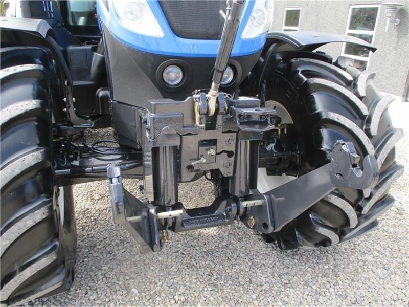 New Holland T7.230 AutoCommand, meget velholdt traktor - Tracteur agricole: photos 5 New Holland T7.230 AutoCommand, meget velholdt traktor - Tracteur agricole: photos 5