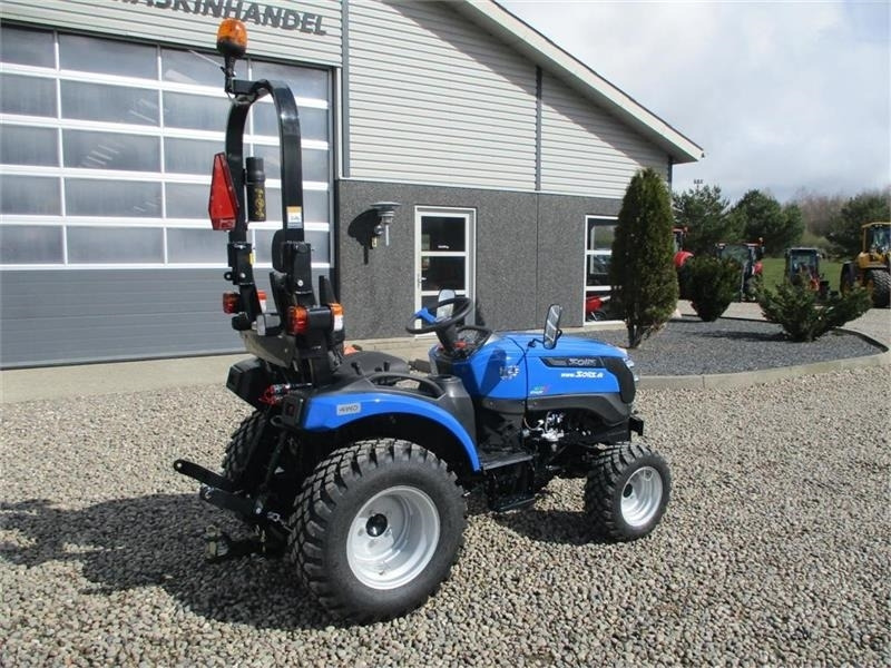 Tracteur agricole Solis 26 HST Garden Pro Dæk: photos 11
