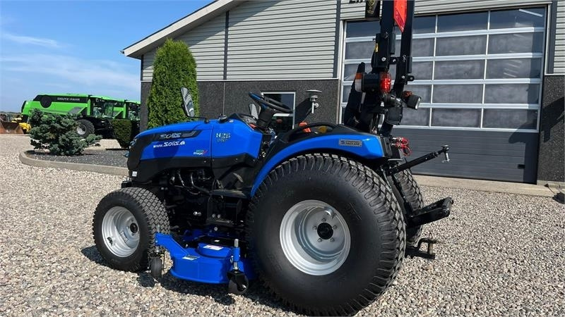 Solis 26 HST Hydrostat Turf hjul og klipperbord - Tracteur communal: photos 4 Solis 26 HST Hydrostat Turf hjul og klipperbord - Tracteur communal: photos 4