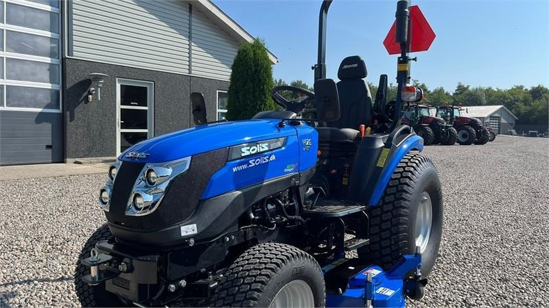 Solis 26 HST Hydrostat Turf hjul og klipperbord - Tracteur communal: photos 3 Solis 26 HST Hydrostat Turf hjul og klipperbord - Tracteur communal: photos 3