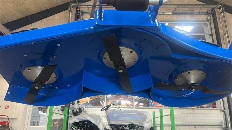 Tracteur communal Solis 26 HST Hydrostat Turf hjul og klipperbord: photos 19