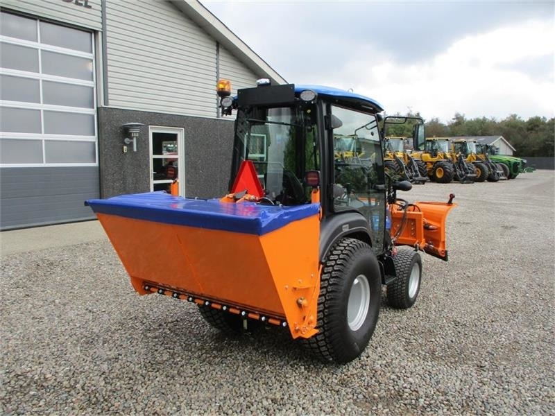 Solis 26 HST Snow Edition med frontlift, Vario SHL150 sn - Tracteur agricole: photos 2 Solis 26 HST Snow Edition med frontlift, Vario SHL150 sn - Tracteur agricole: photos 2