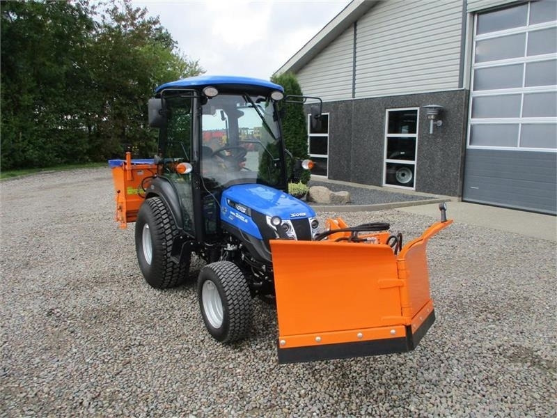 Solis 26 HST Snow Edition med frontlift, Vario SHL150 sn - Tracteur agricole: photos 3 Solis 26 HST Snow Edition med frontlift, Vario SHL150 sn - Tracteur agricole: photos 3