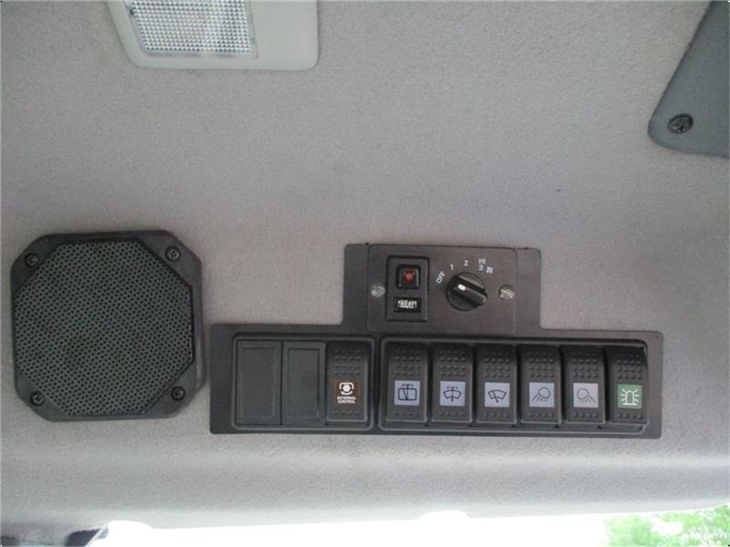 Tracteur agricole Solis 26 HST med kabine og turf hjul: photos 22 Tracteur agricole Solis 26 HST med kabine og turf hjul: photos 22