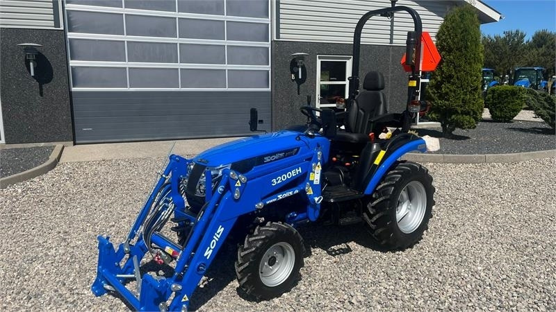 Solis H26 HST Med Frontlæsser - Tracteur communal: photos 2 Solis H26 HST Med Frontlæsser - Tracteur communal: photos 2