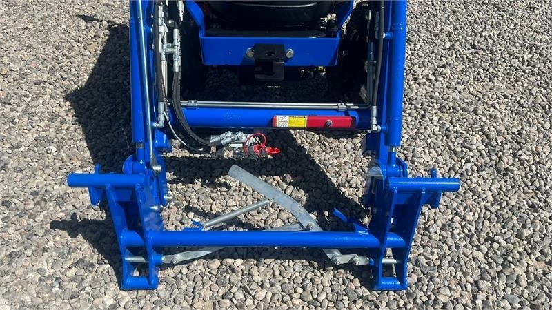 Solis H26 HST Med Frontlæsser - Tracteur agricole: photos 4 Solis H26 HST Med Frontlæsser - Tracteur agricole: photos 4